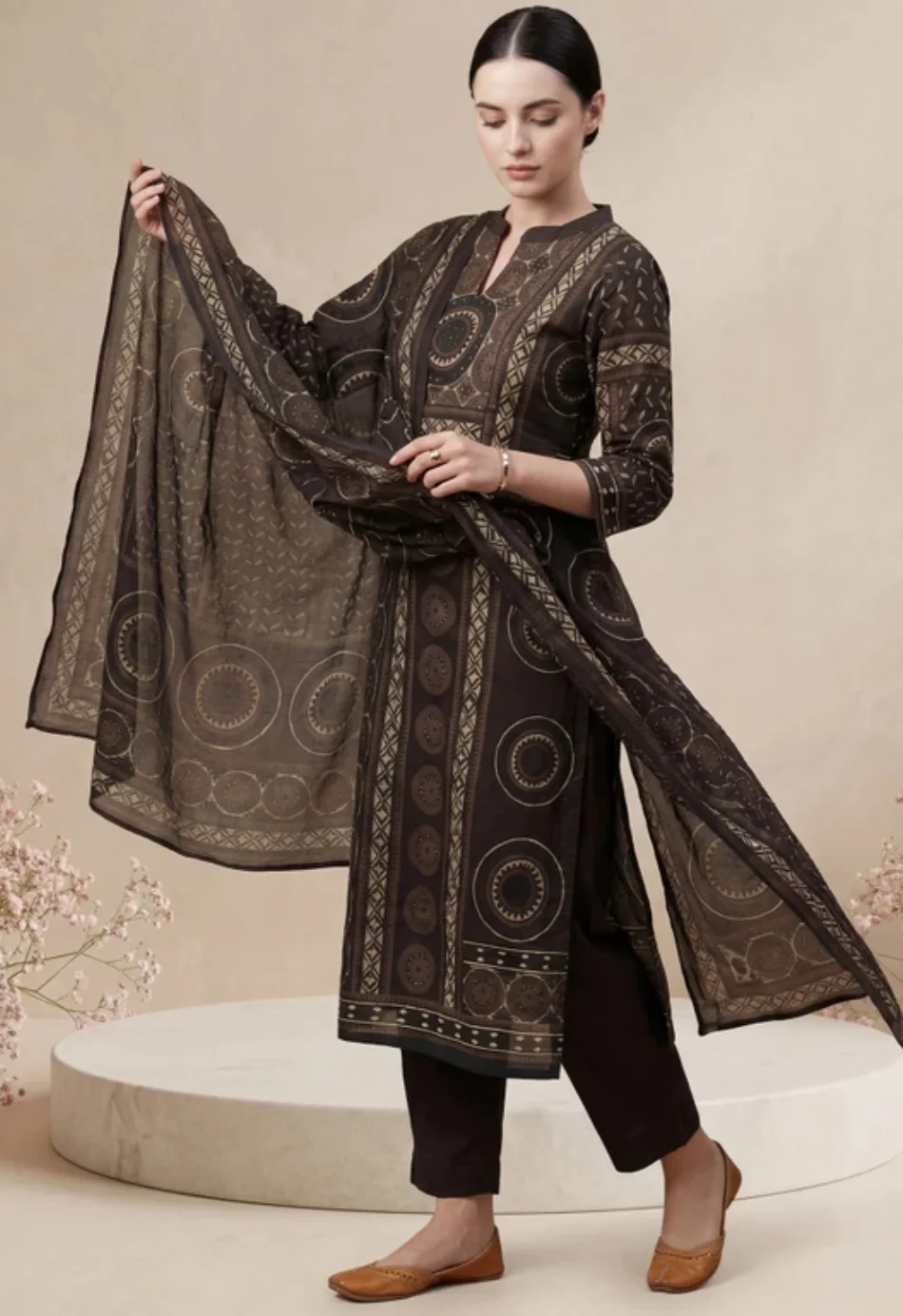 Indo Era — Flipkart offer on OfferLelo